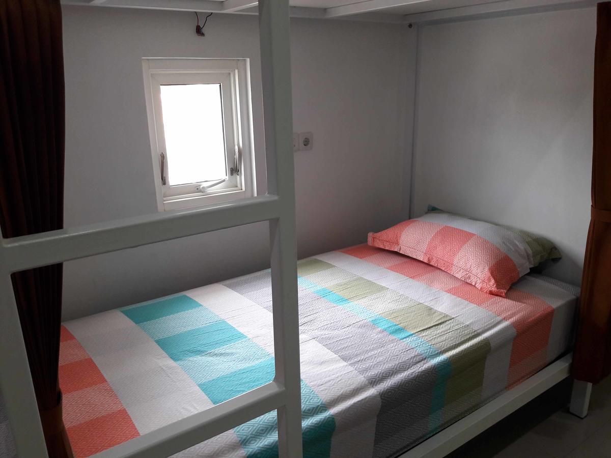Huize Jon Hostel Malang Luaran gambar