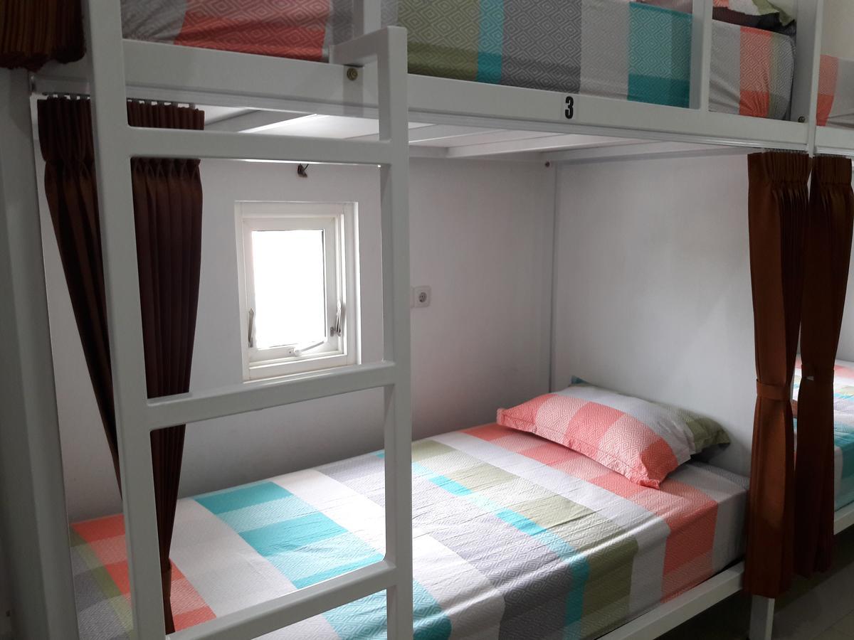 Huize Jon Hostel Malang Luaran gambar